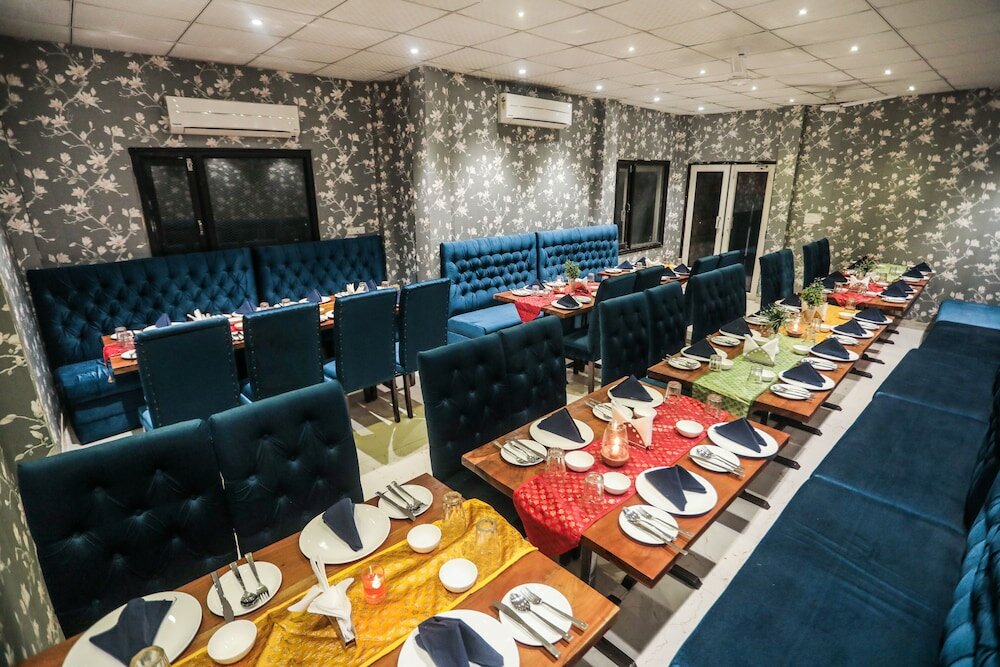 Фото Hotel Grand Bhagwat