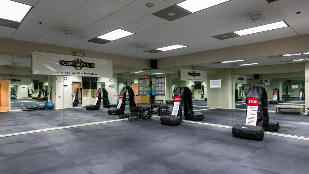 Фото 3 Bedroom Condo With Stunning Balcony View