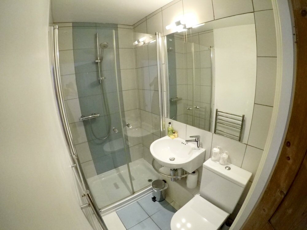 Фото Chaucers Retreat Vacation Home