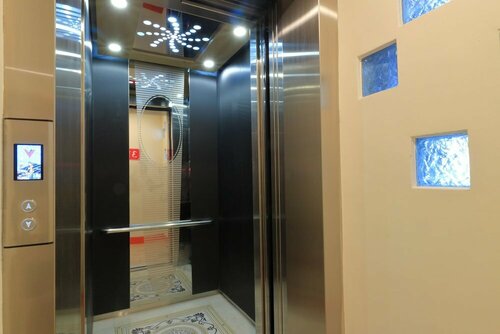 Гостиница Amir Train Station and Elevator B&b