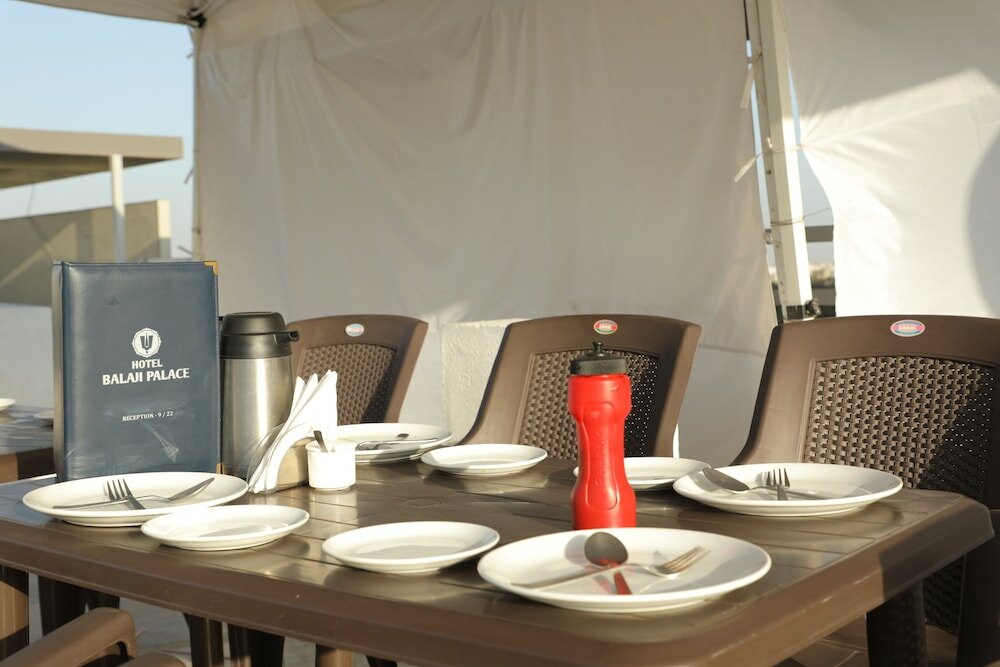 Фото Hotel Balaji Palace