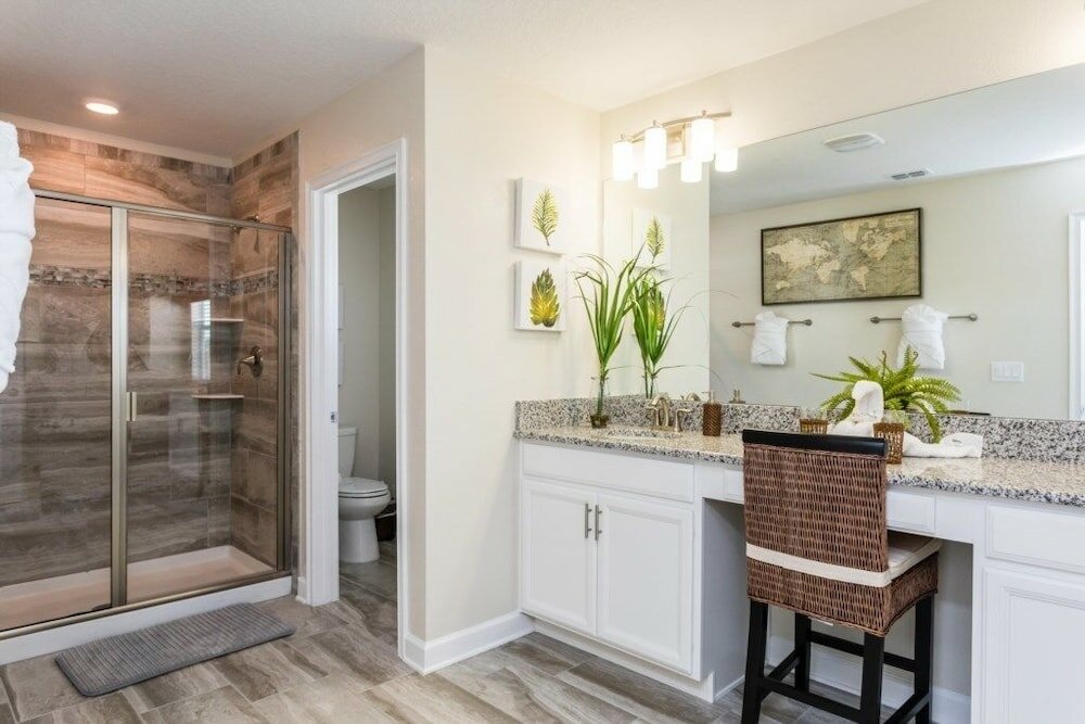 Фото 5br Pool Home in Storey Lake by Shv-4817