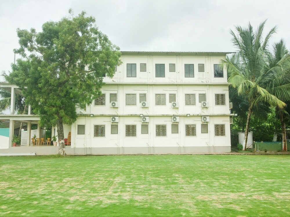 Фото Oyo 15999 Sahyadri Cottage