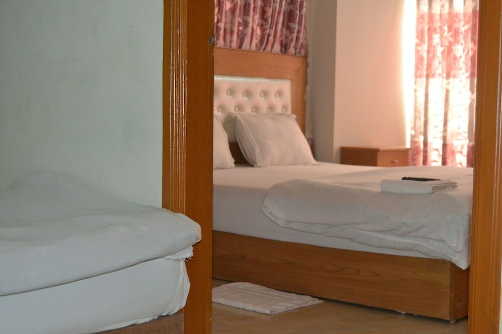 Фото Hotel Pink Shore