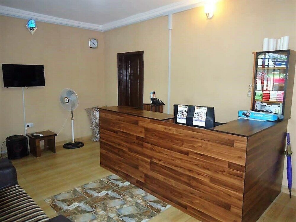 Фото отеля 2