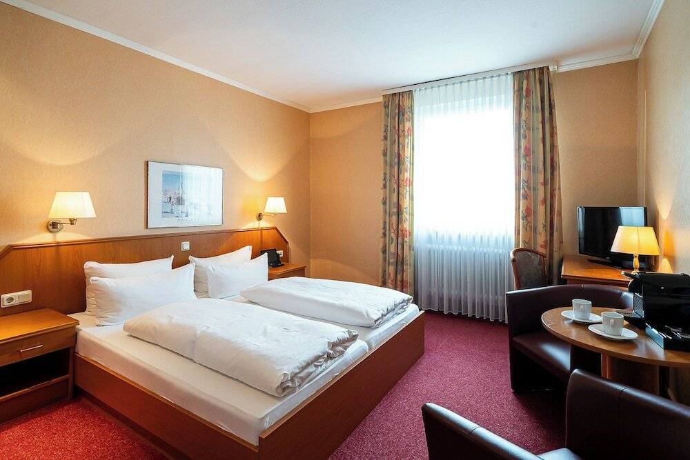 Фото Wilhelms Haven Hotel