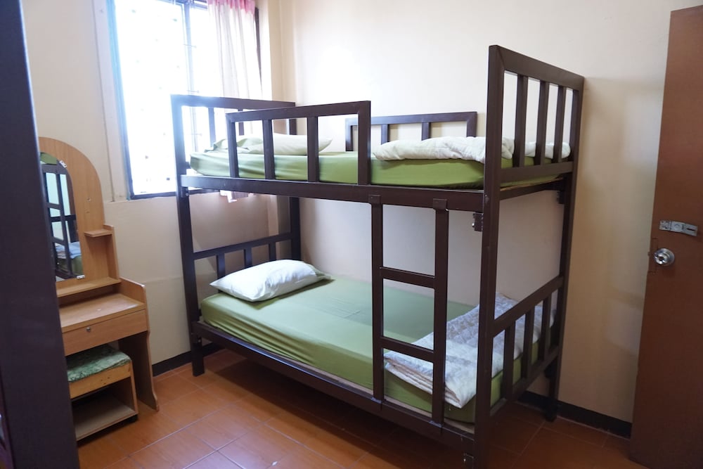 Фото Oyo 730 Meedee Hostel