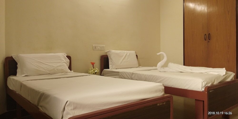 Фото Ywca International Guest House