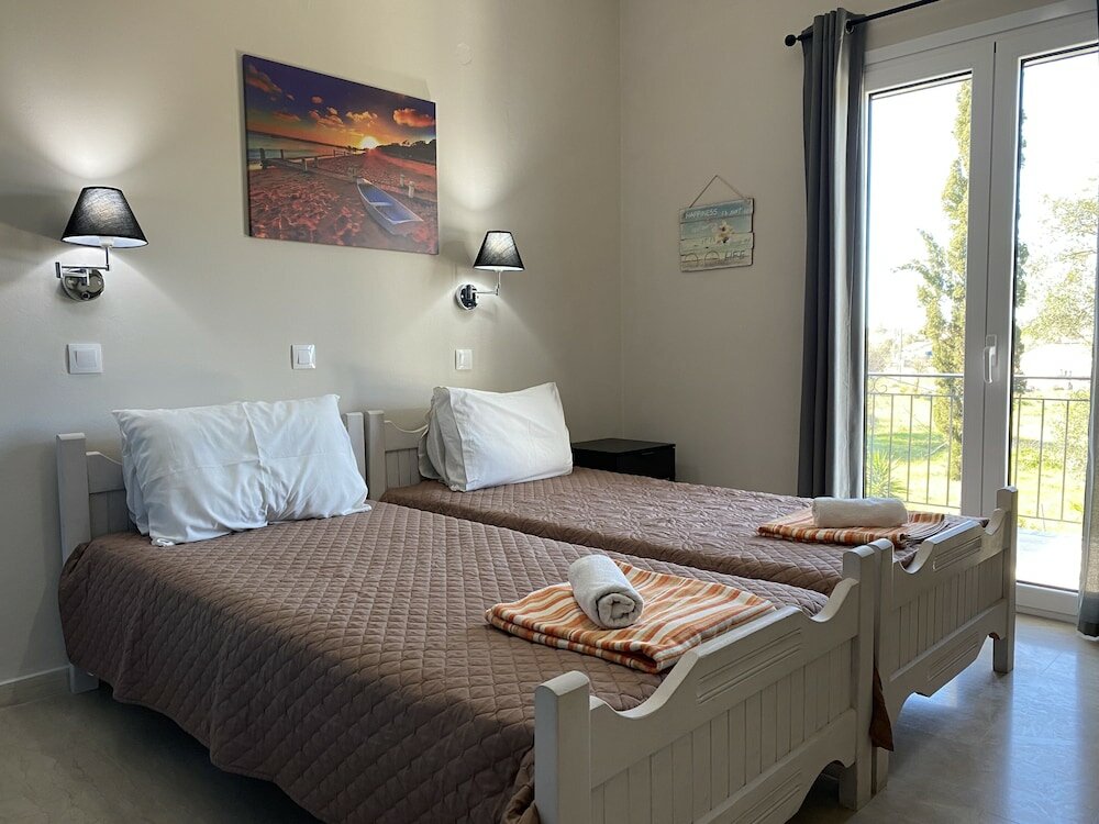 Фото Alexander Apartments