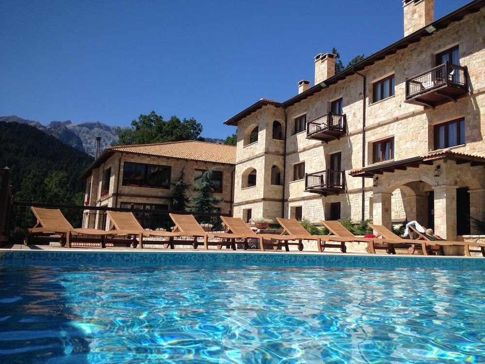 Фото отеля 1