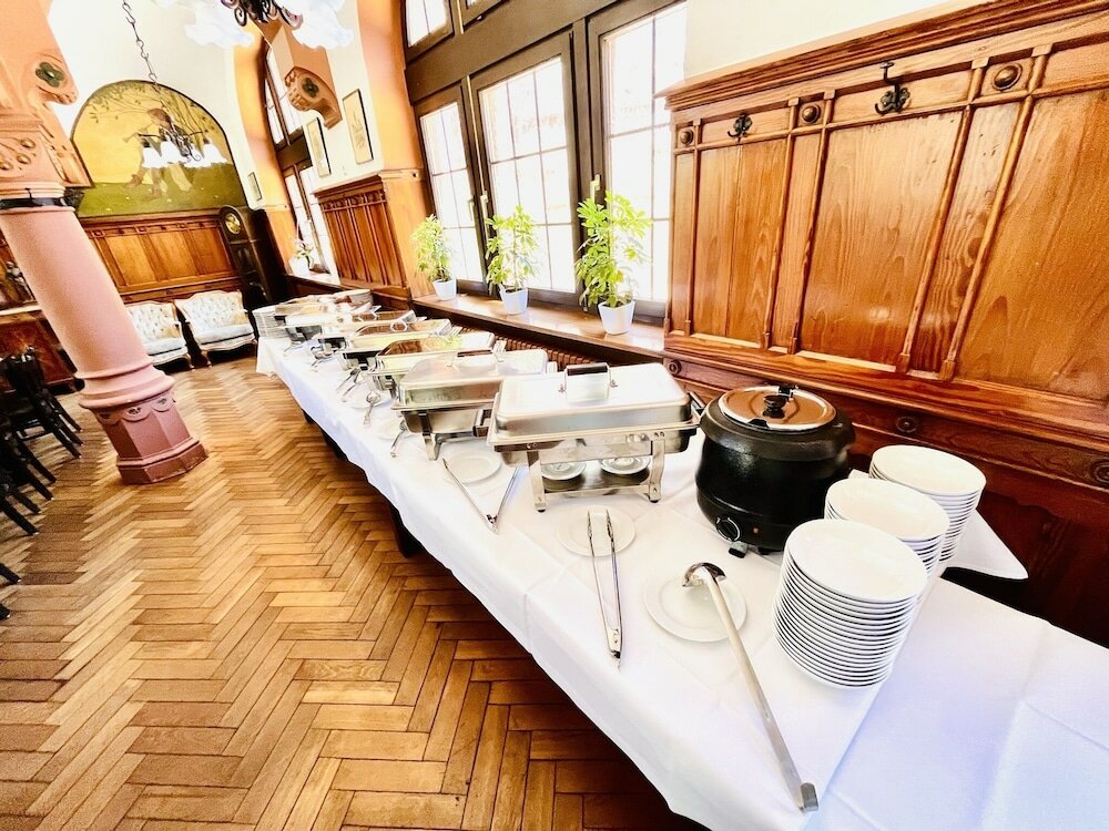 Фото Hotel Hoepfner Burghof