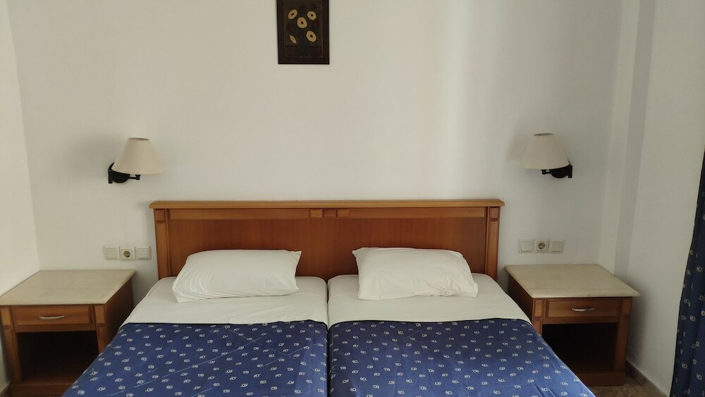 Фото Tondoris Apartments