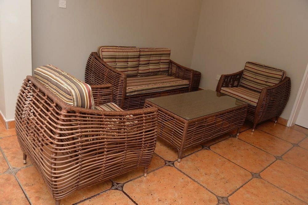 Фото Corner Cottage Bed and Breakfast