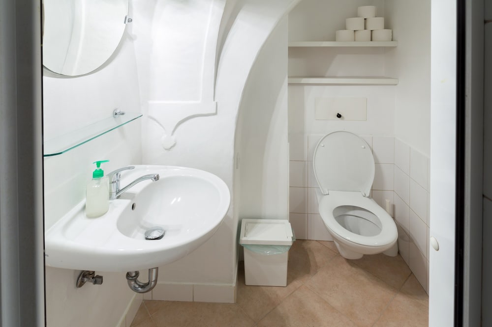 Фото Charles Bridge Hostel & Apartments