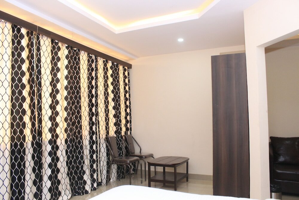 Фото Hotel Asian International