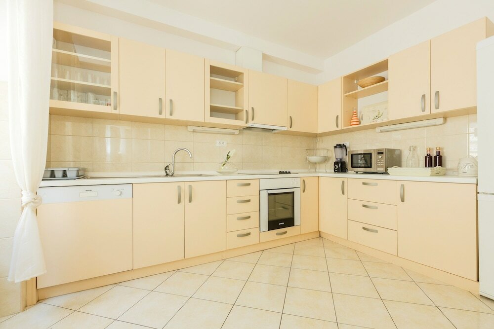 Фото L U X E Bacvice Collection