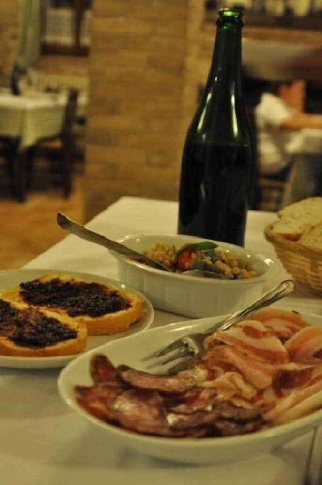 Фото Agriturismo Santa Caterina