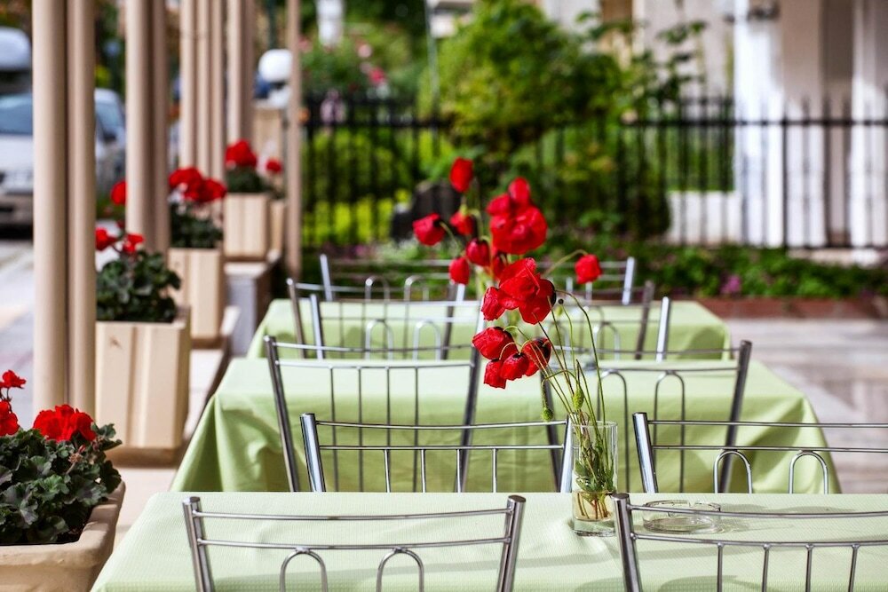 Фото Amfion Hotel