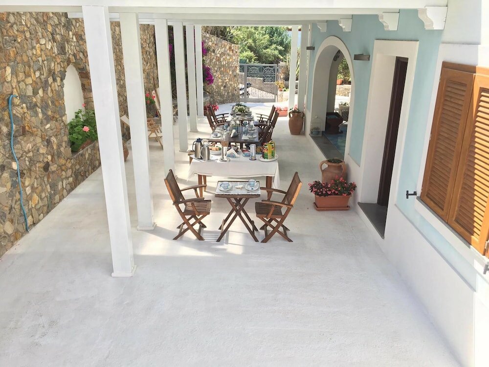 Фото Villa Acacia