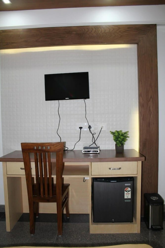 Фото Dhauladhar Heights