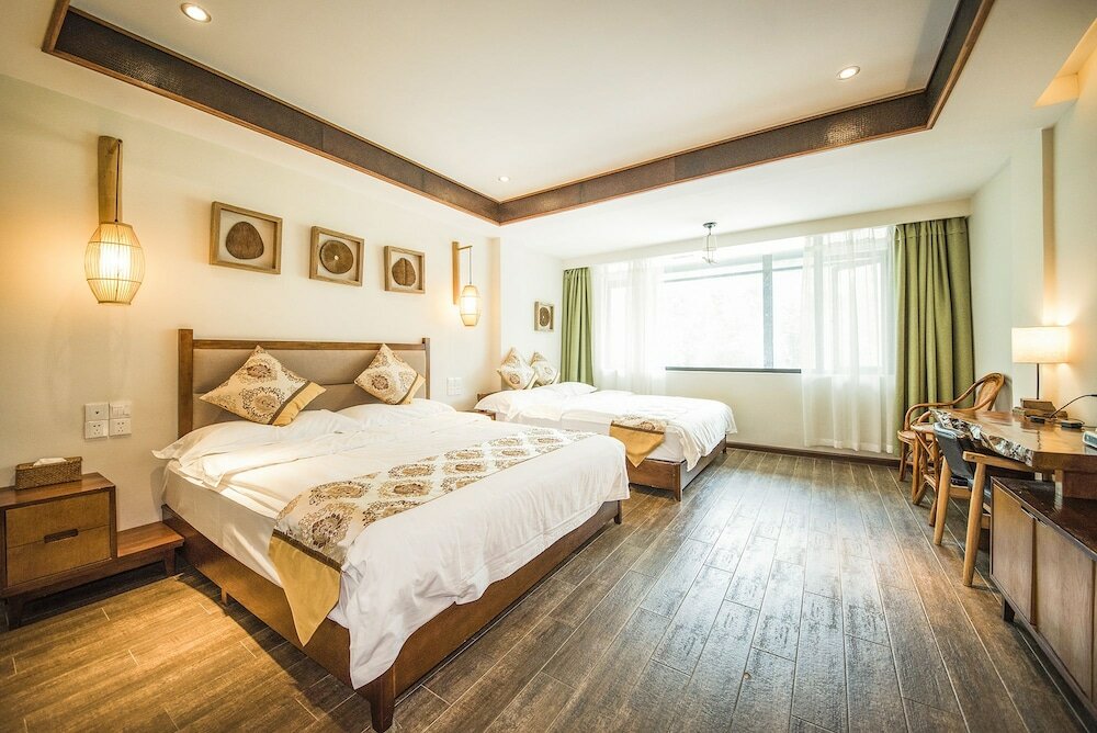 Фото Dongfang Tianshe Resort