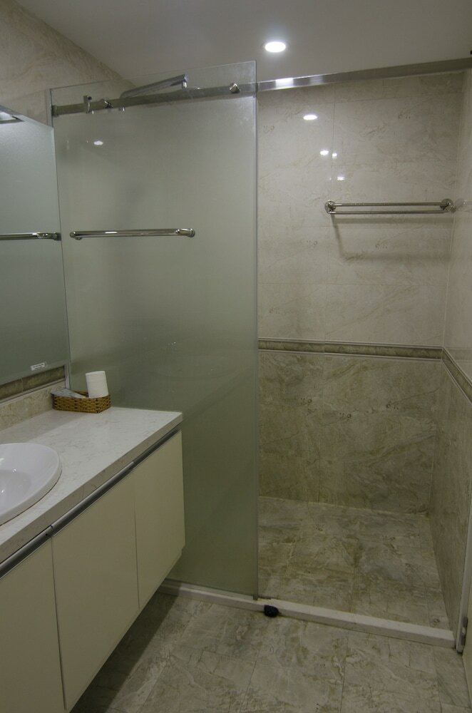 Фото High Coastal Apartment