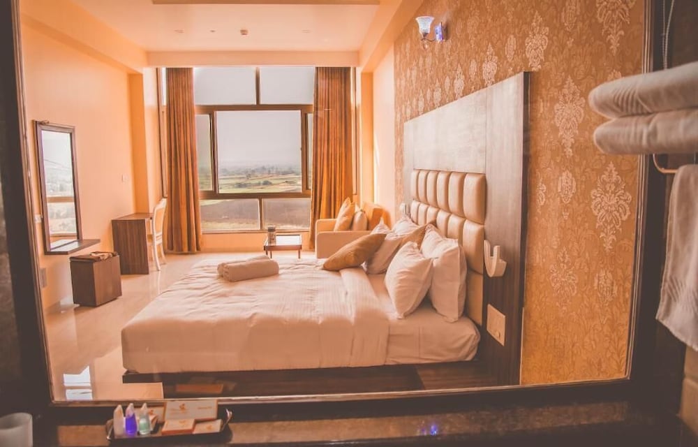 Фото Ratnaa Resort