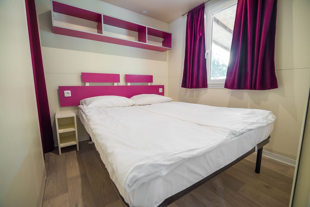 Фото Mobile Homes with Thermal Riviera Tickets in Terme Čatež