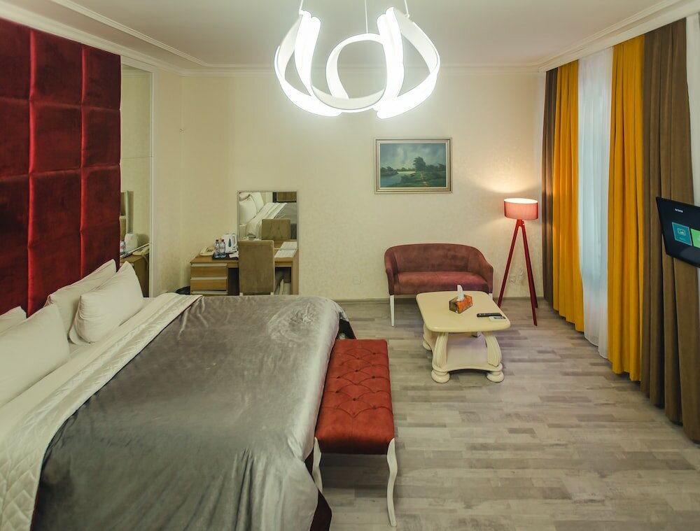 Фото Baku Palace Hotel