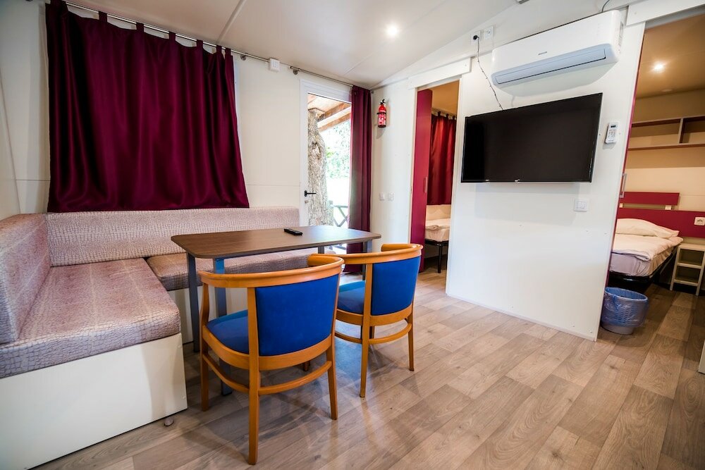 Фото Mobile Homes with Thermal Riviera Tickets in Terme Čatež