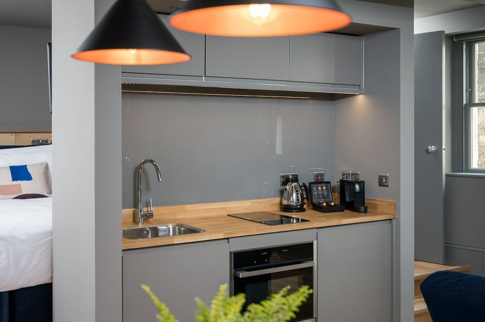 Фото Hiding Space - Trim Street Apartments