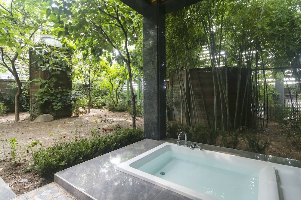 Фото Renaissance Hotel