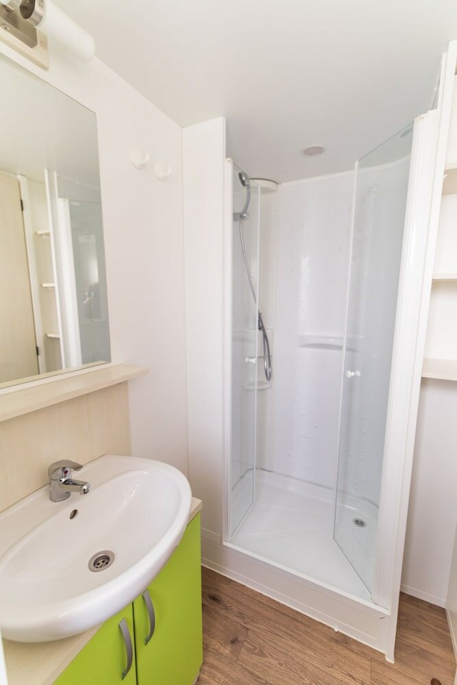 Фото Mobile Homes with Thermal Riviera Tickets in Terme Čatež