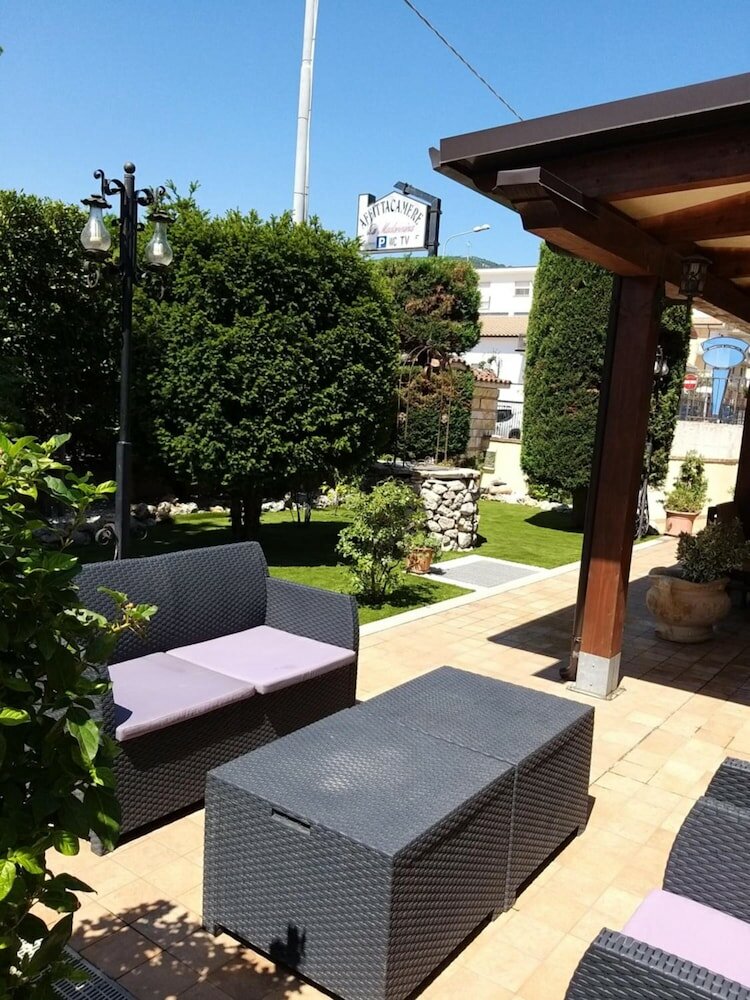 Фото Affittacamere La Madonnina