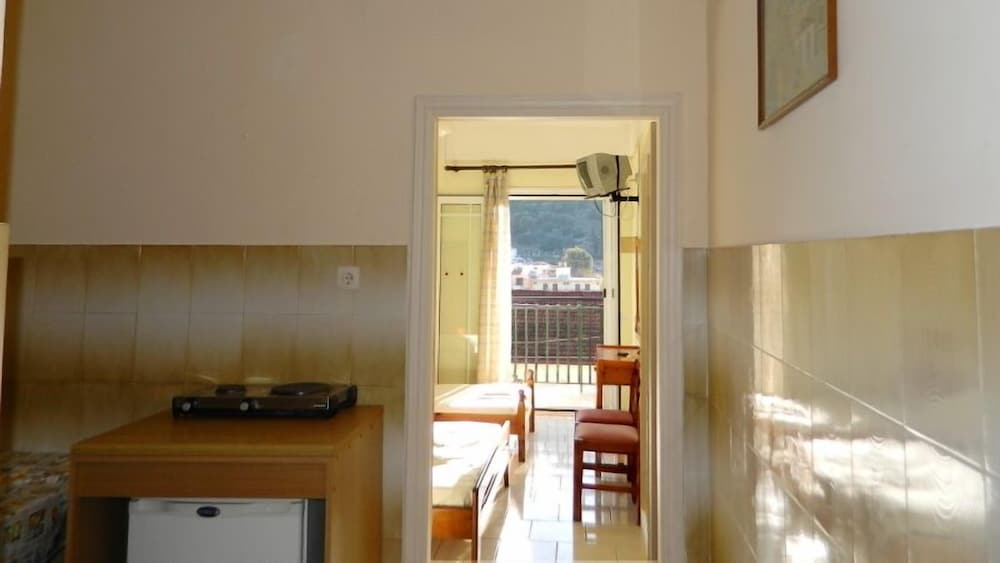 Фото Logaras Apartments