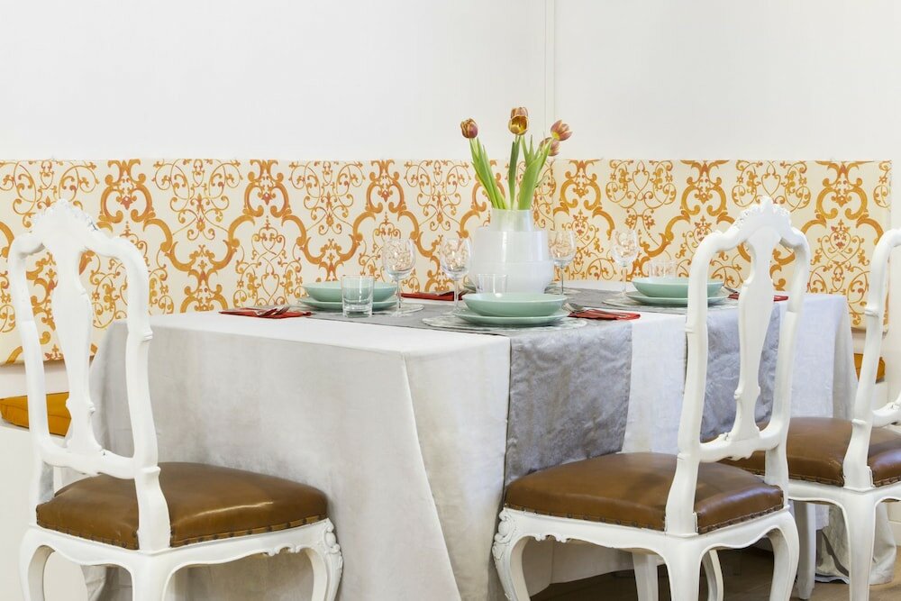 Фото GetTheKey San Vitale Apartment