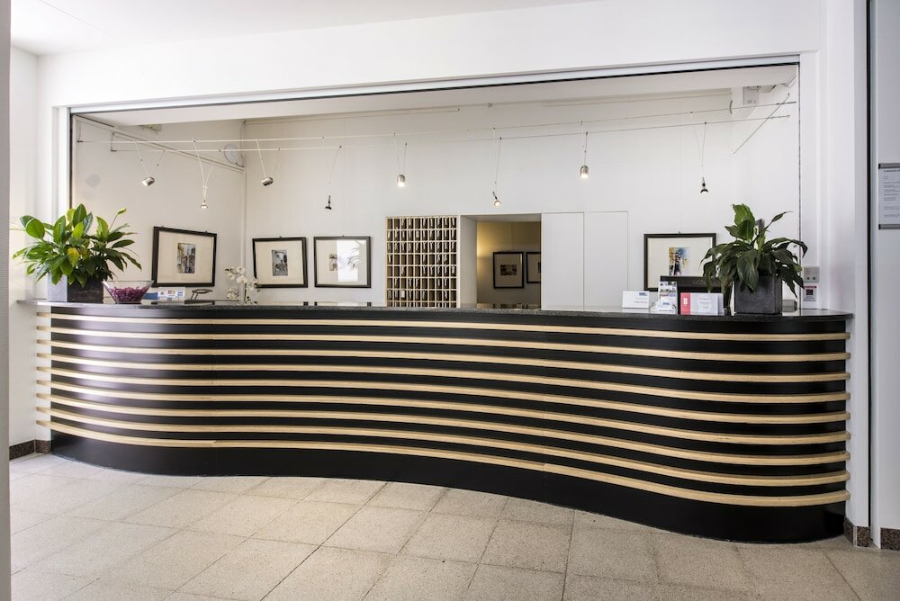 Фото Cjd Bonn Castell