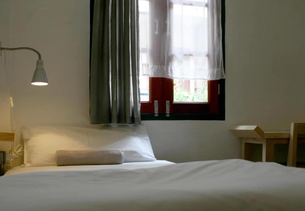 Фото T-Boutique Hostel