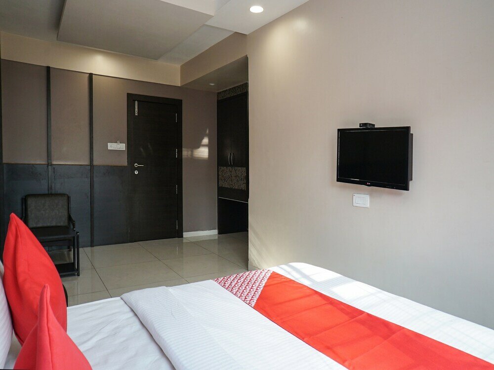 Фото Oyo 23693 Savedi