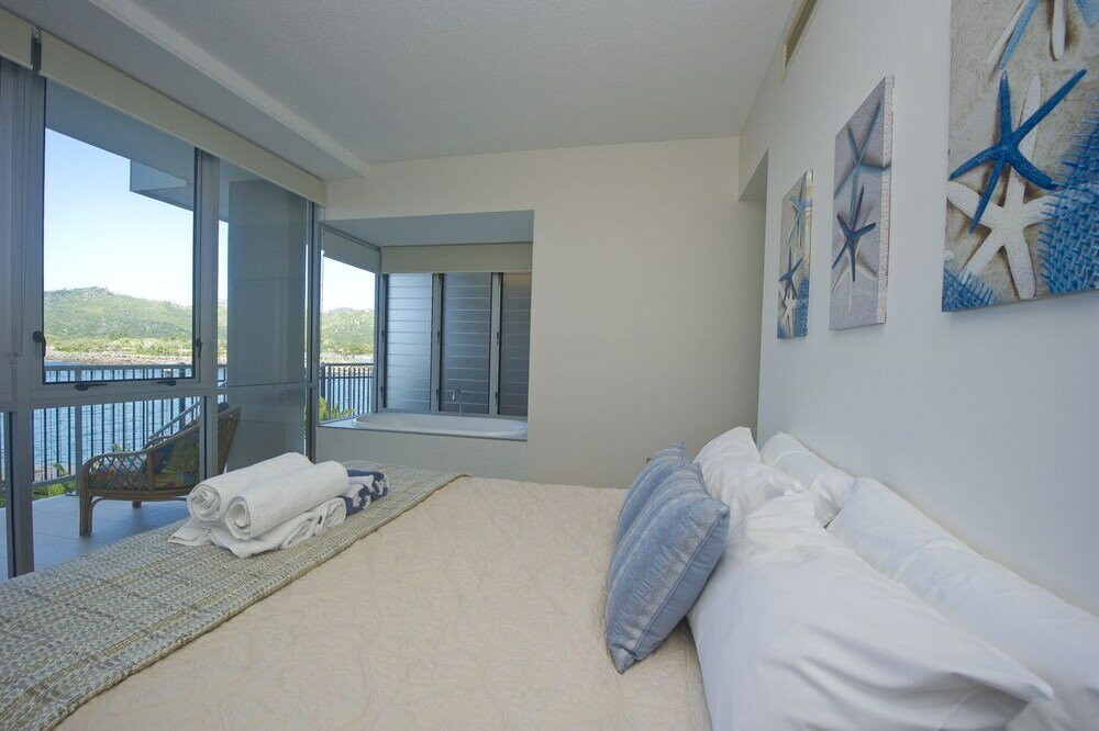 Фото 1 Bright Point Apartment 5101