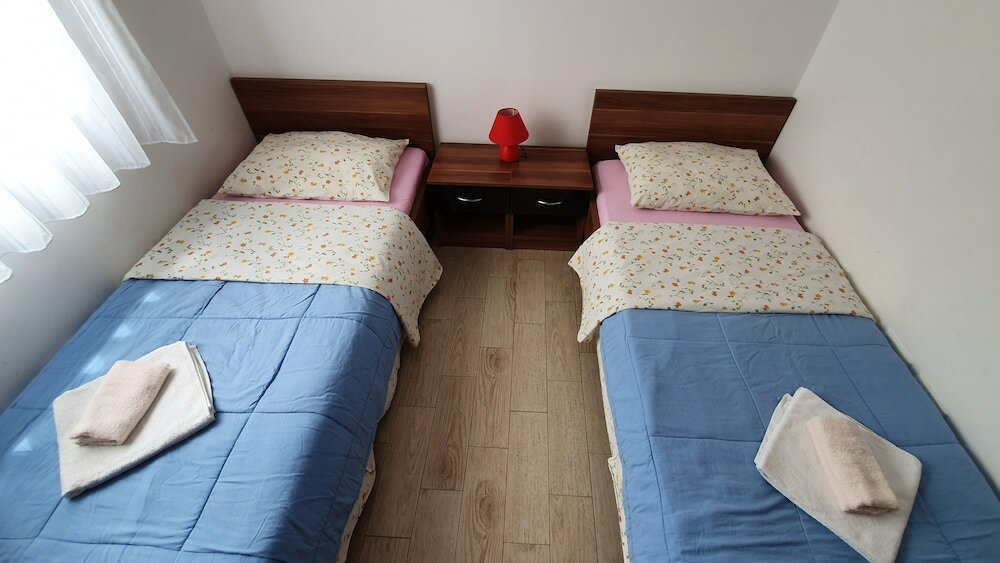 Фото Goga apartments