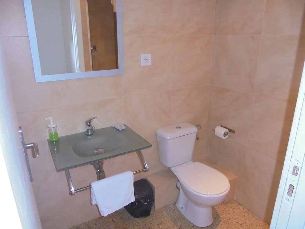 Фото Easy Sants by Bossh Hotels