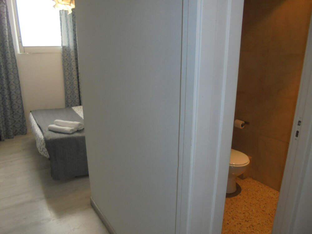 Фото Easy Sants by Bossh Hotels