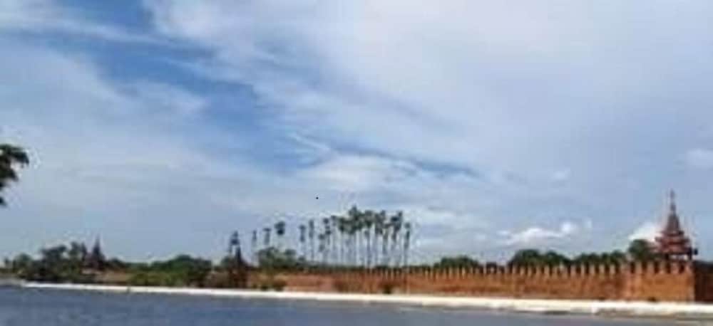 Фото Moon Light Hotel