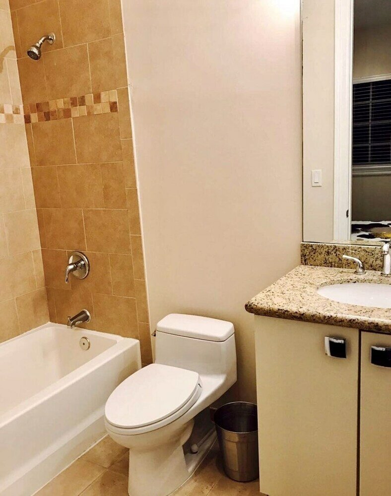 Фото 4br Townhouse 906 by Ideal Experience Vr