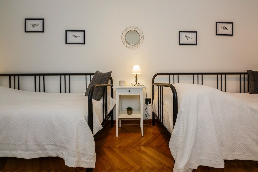 Фото Best Luxury apt in Zagreb for 16 ppl