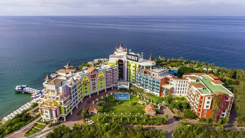 Отель Merit Crystal Cove Casino & SPA