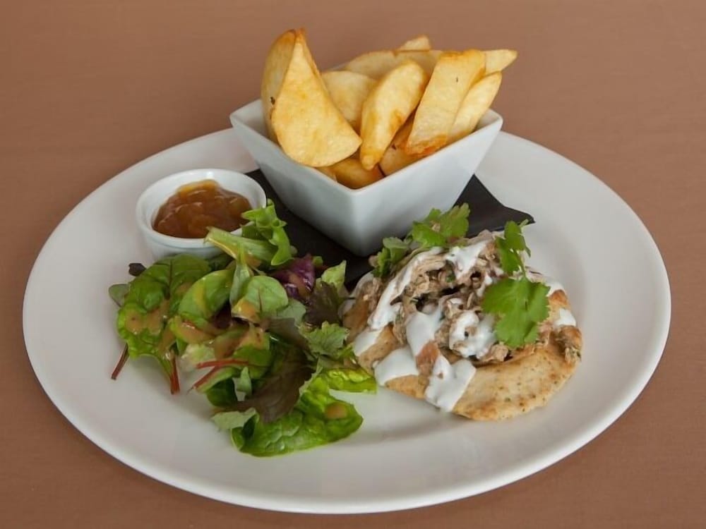 Фото The Corbet Arms