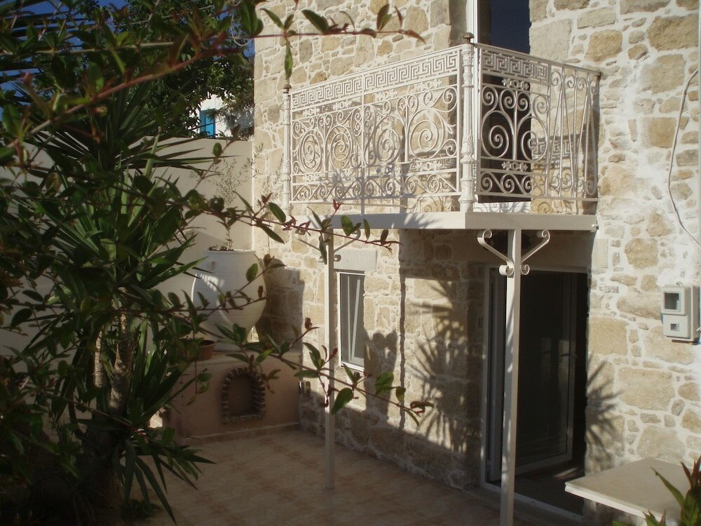 Фото Villa Arokaria