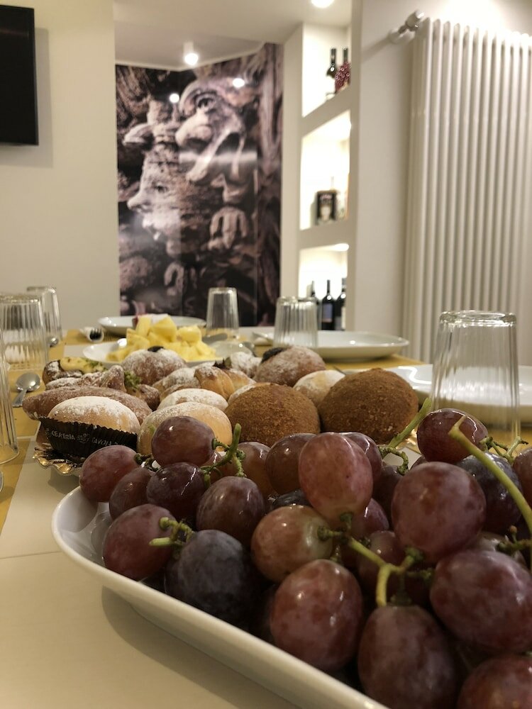 Фото Catania House